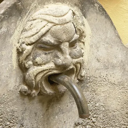 Caesar Holiday דירה *